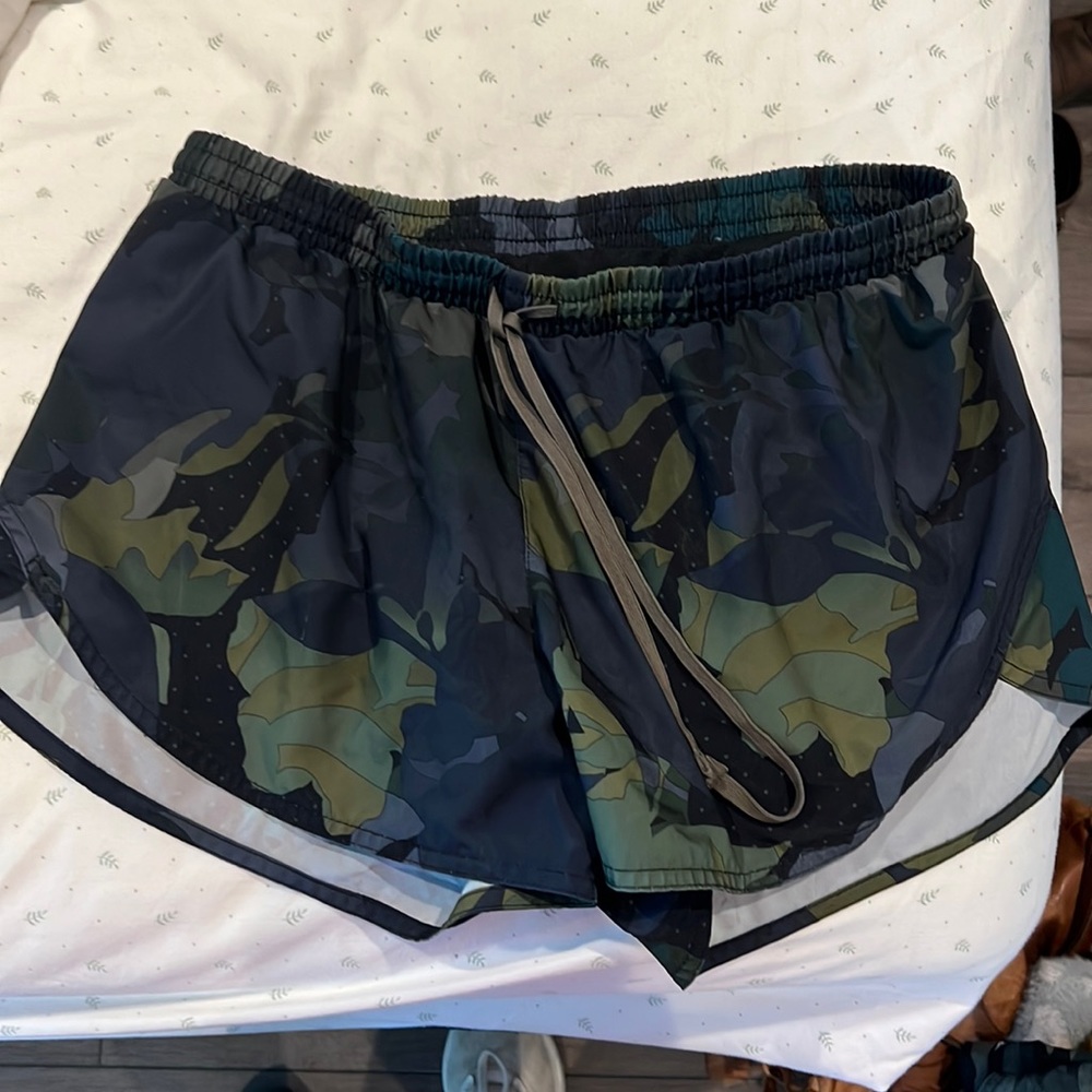 Of navy camo/floral running shorts